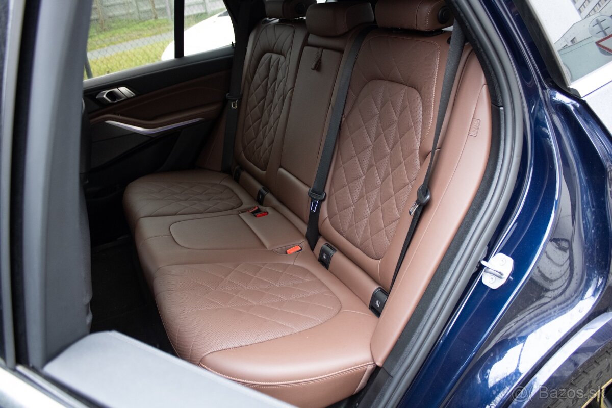 BMW X5 xDrive45e - 17