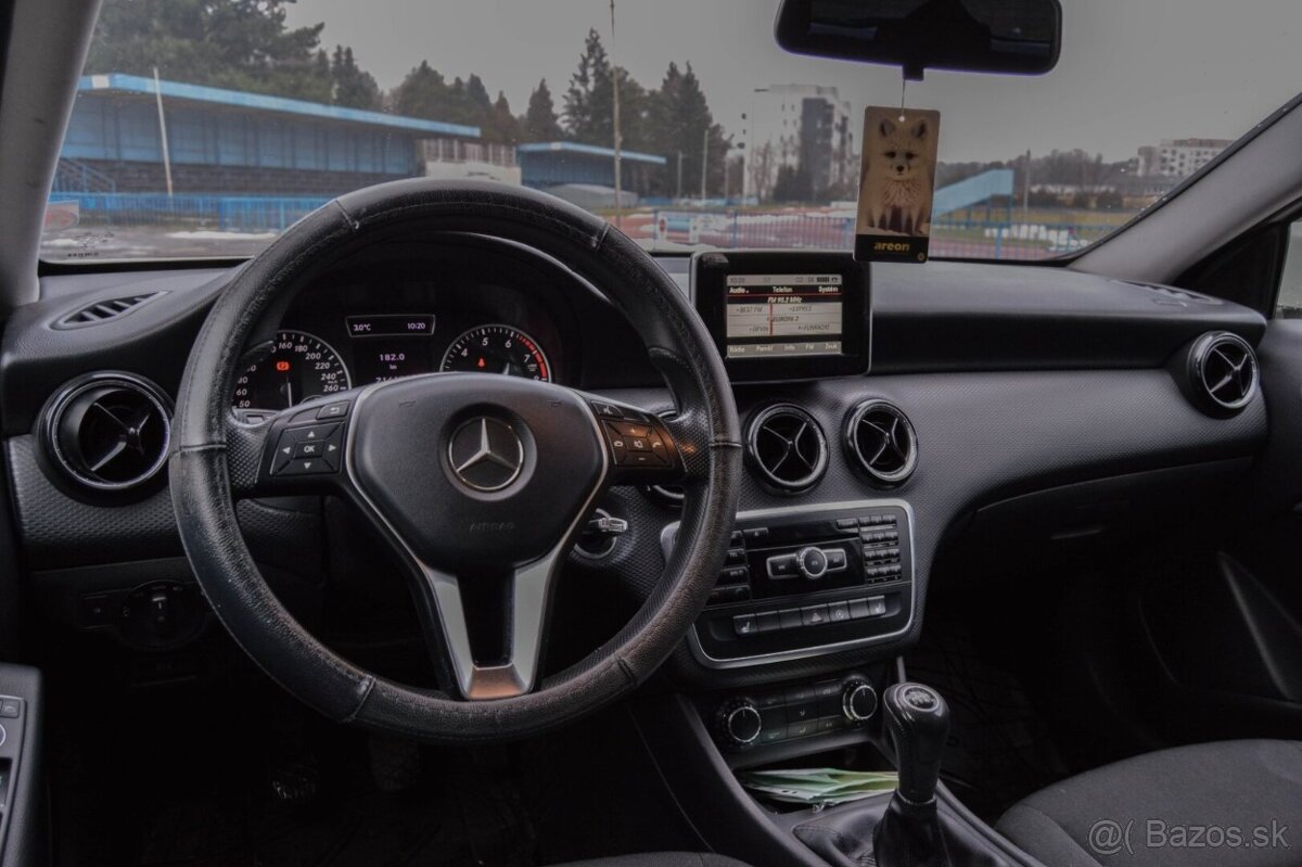 Mercedes-Benz A trieda 180 - 17