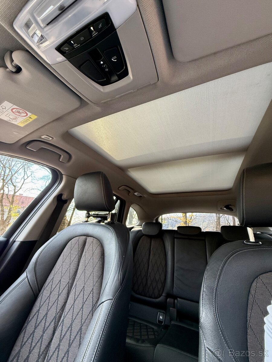 BMW X1 sDrive18i Model xLine 2018 - 17