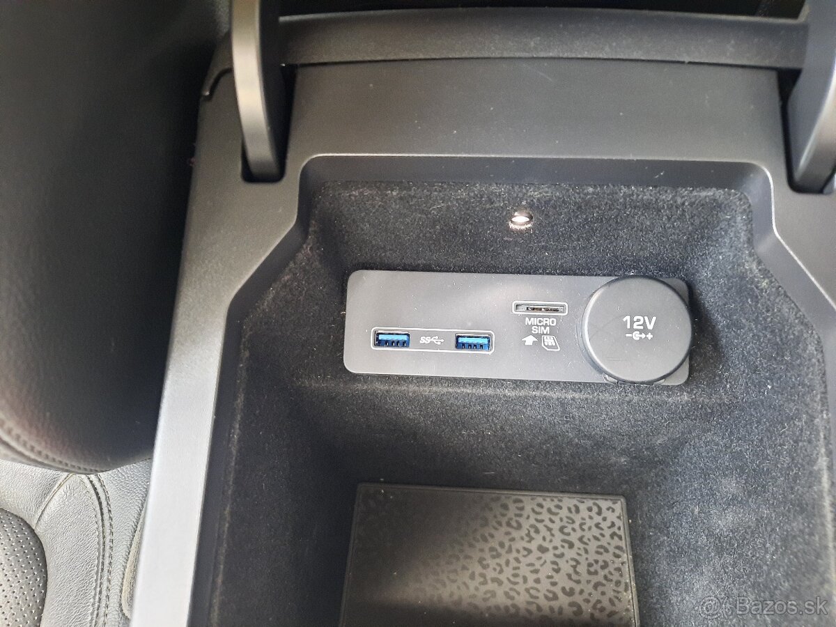 Jaguar E-Pace S AWD 2.0 D 110kW / 150 PS AT/9 4x4 - 17