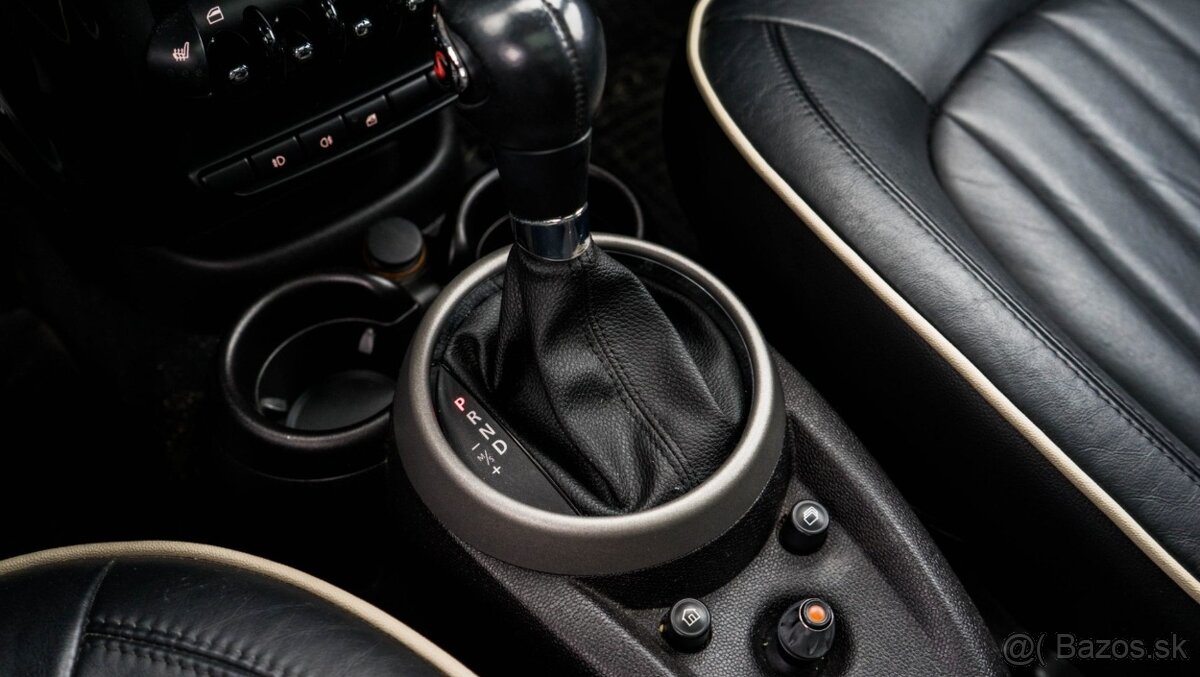 Mini Cooper SD Countryman ALL4 2.0tdi A/T - 17