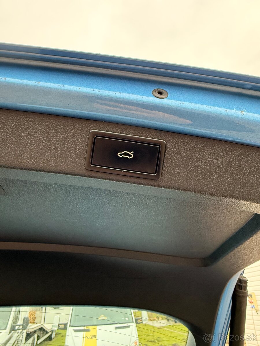 Škoda Octavia SCOUT DSG 2.0TDi - 17