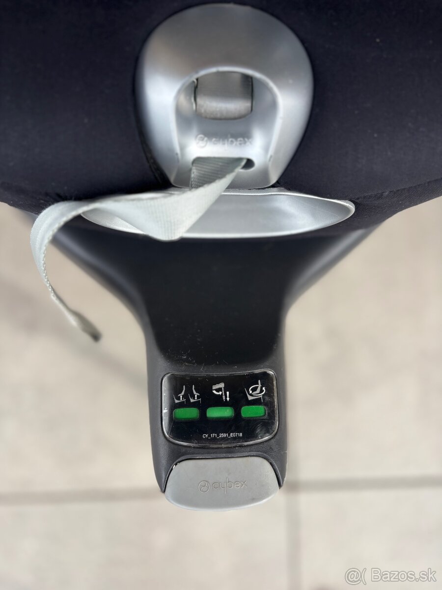 Autosedačka Cybex Sirona Z i-size + otočná základňa Base Z - 17