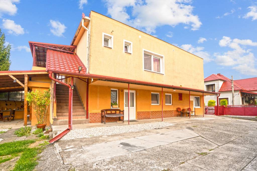 ALL INCLUSIVE | NA PREDAJ VÝNIMOČNÝ RODINNÝ DOM VO VEĽKOM ME - 17