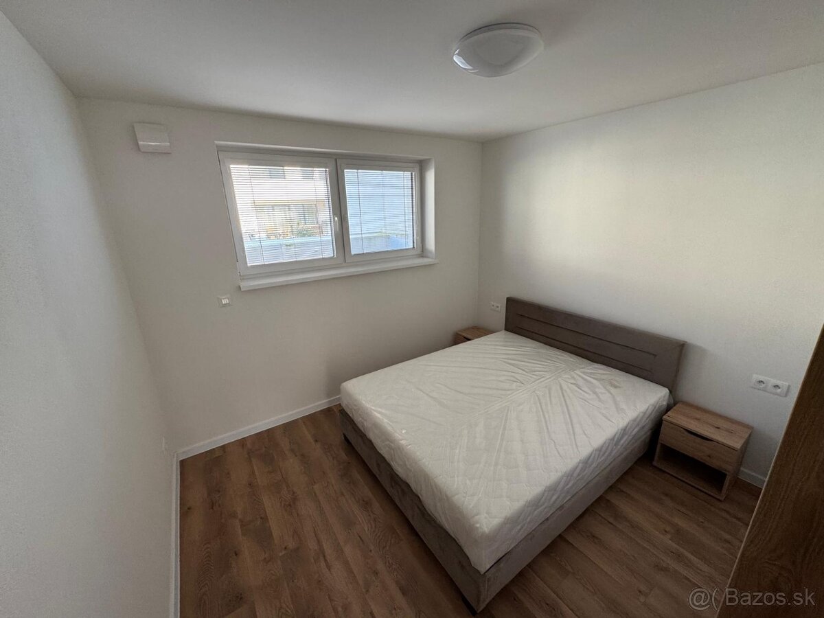 Krásny 2-izbový byt na dlhodobý prenájom - BOJNICE - 17