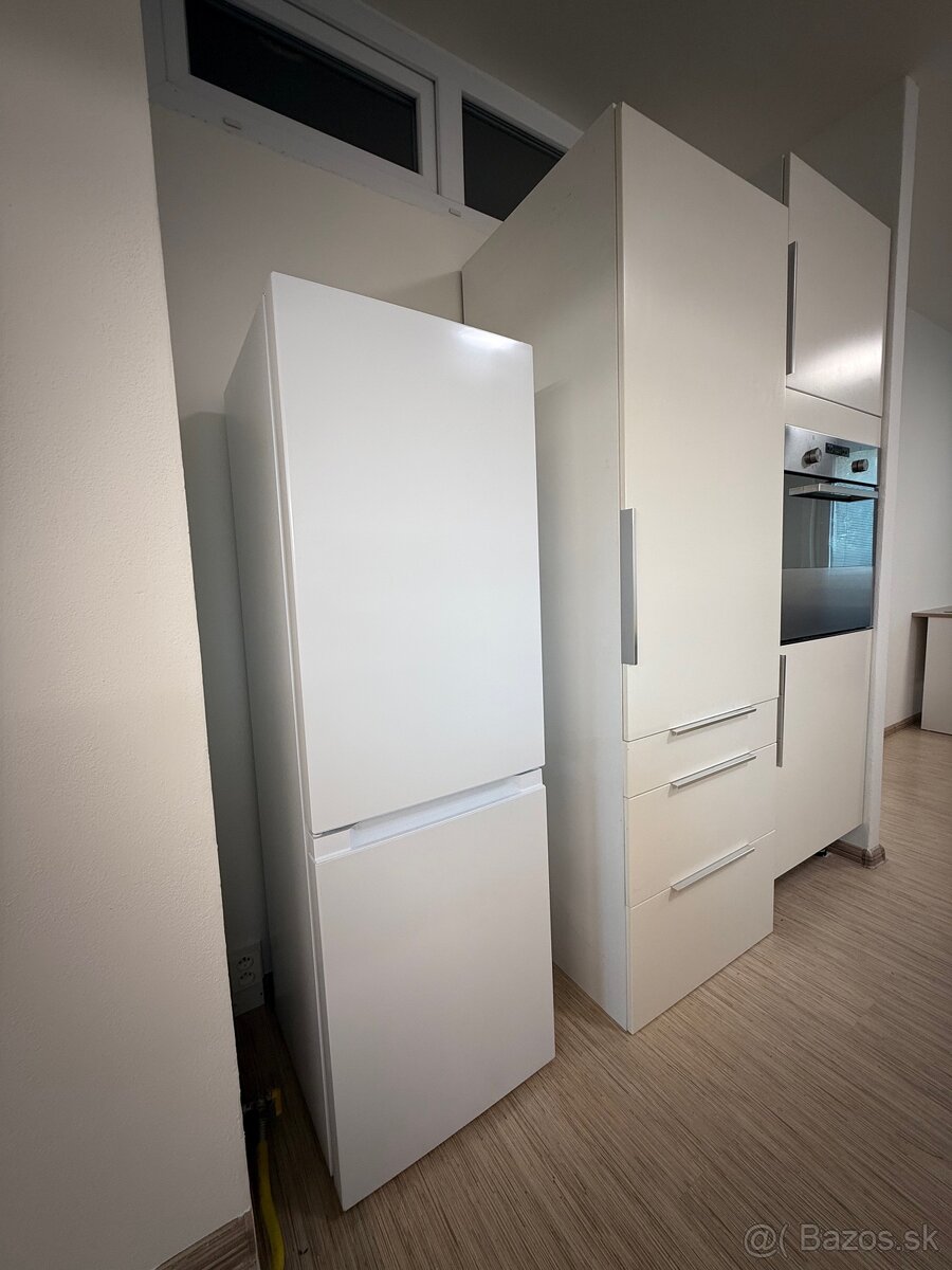 Prenájom 4 izbového bytu pre študentov - 17