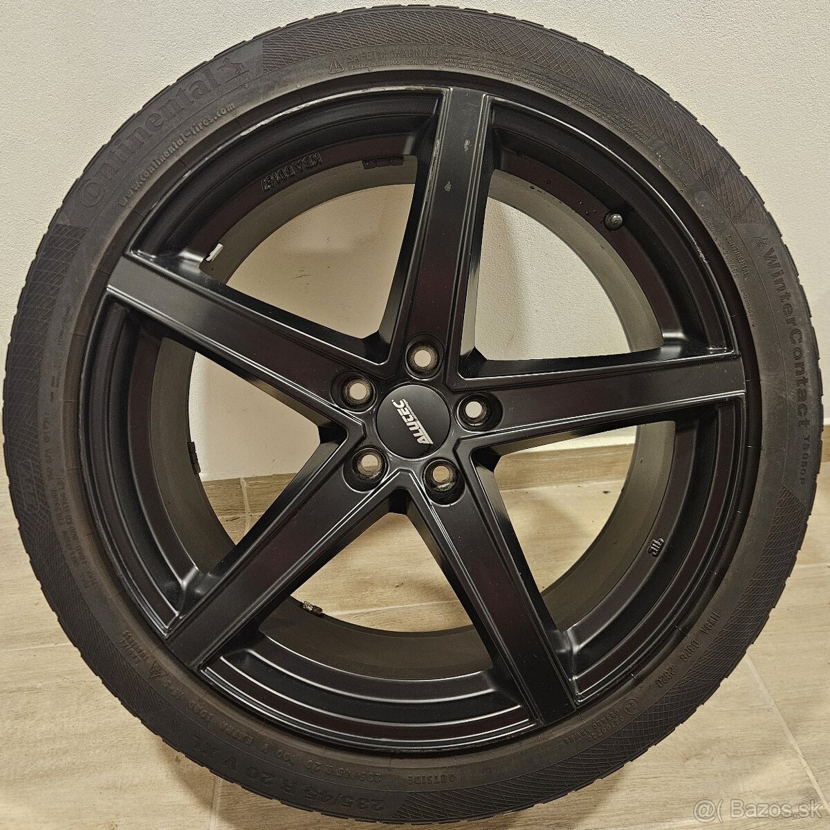 Nemecká zimná sada ALUTEC - 5x112 R20 + 235/45 r20 - 17