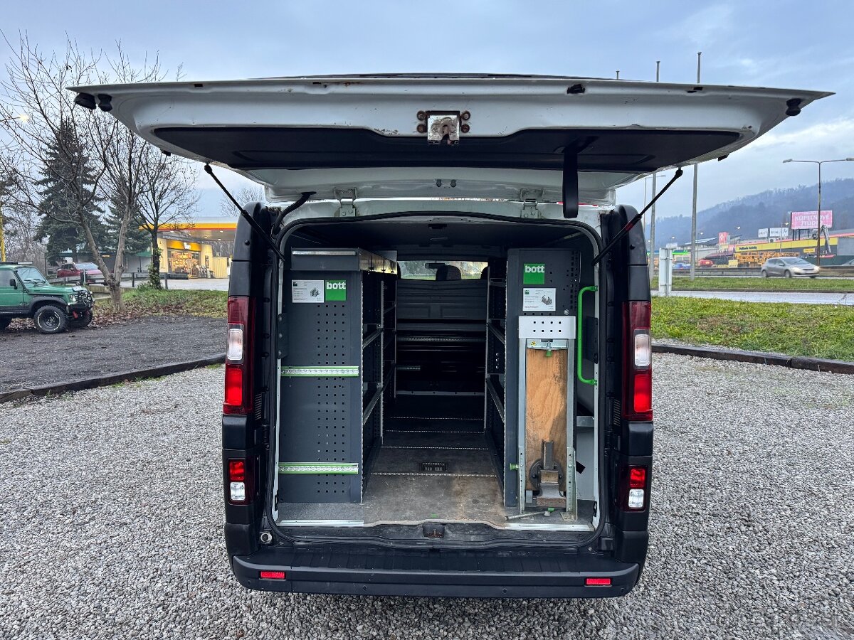 Renault Trafic SpaceClass 1.6 dCi 125 L2H1 - 17