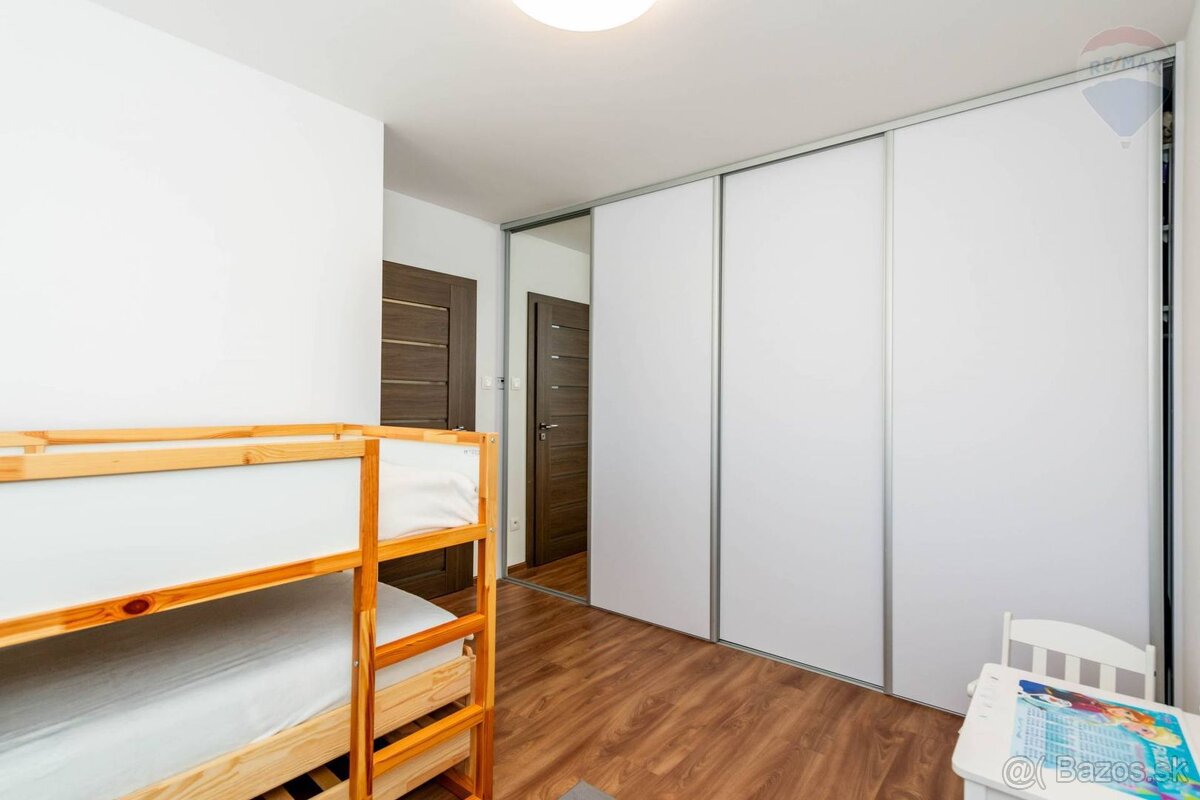 4 - izbová novostavba - bungalov s garážou na pozemku 422 m2 - 17