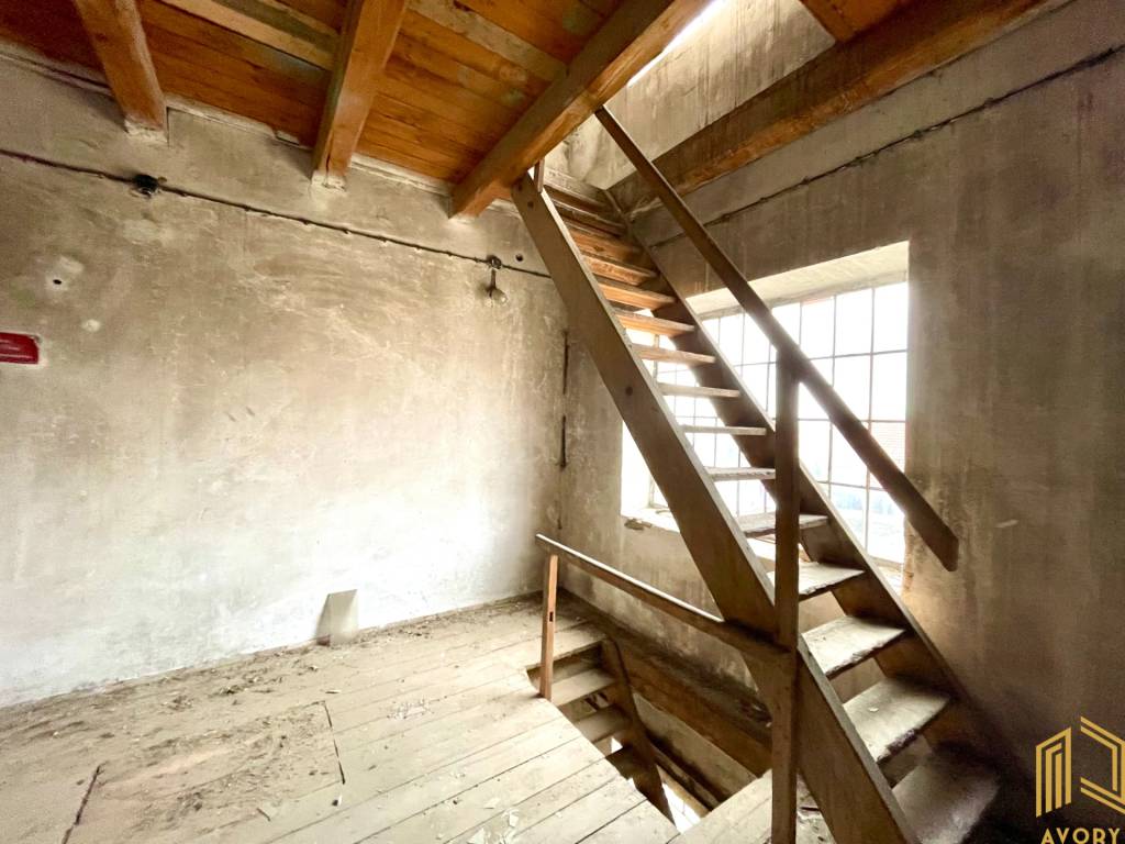 NA PREDAJ 4 - PODLAŽNÁ BUDOVA, POZEMOK 1515m2, GBELY - 17