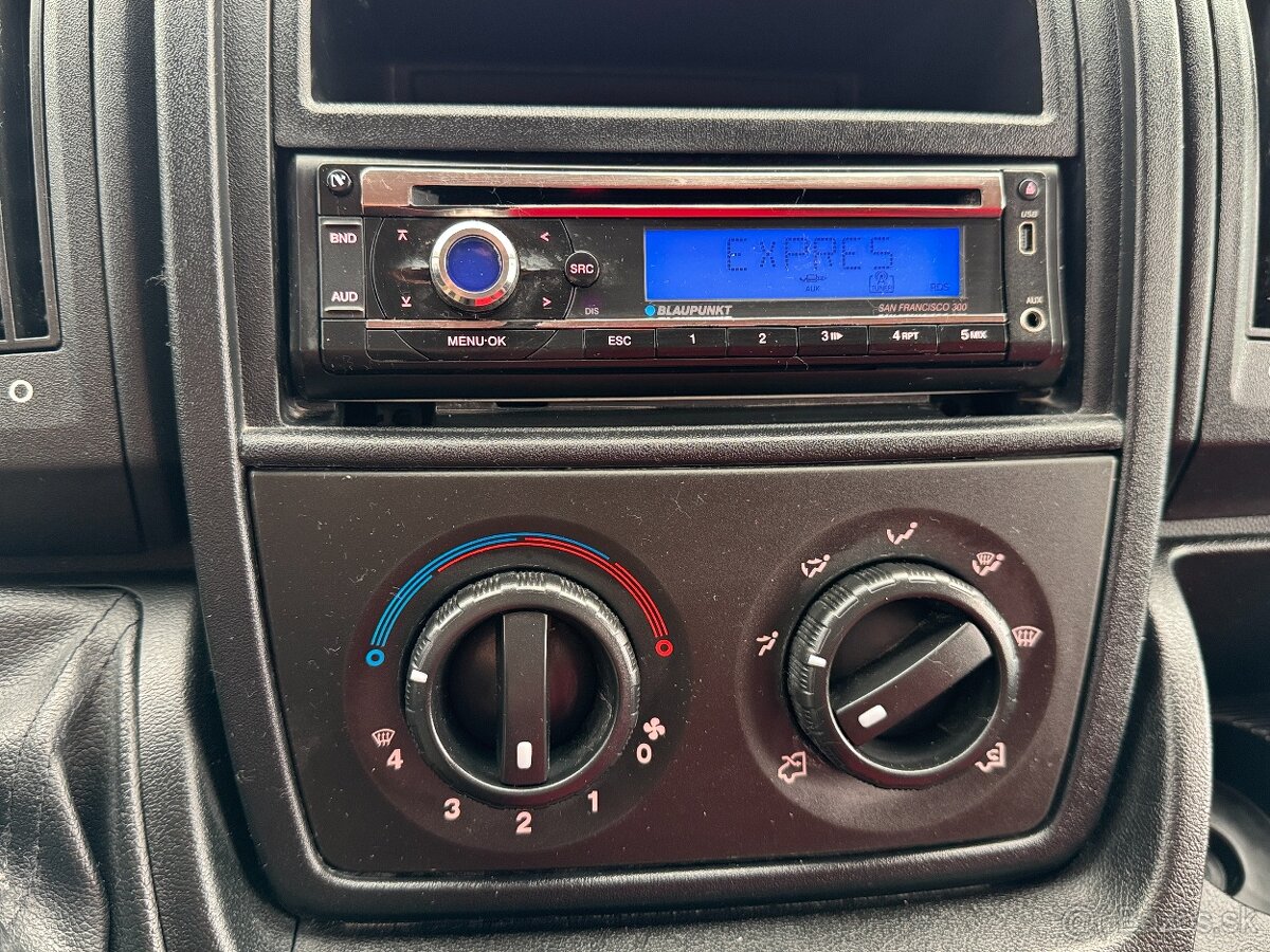 Fiat Ducato 2,3 Multijet 130 PS skriňa s hydraulickým čelom - 17