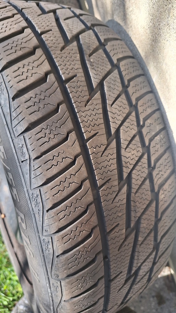 starsie plech disky R16 + pneu - 17