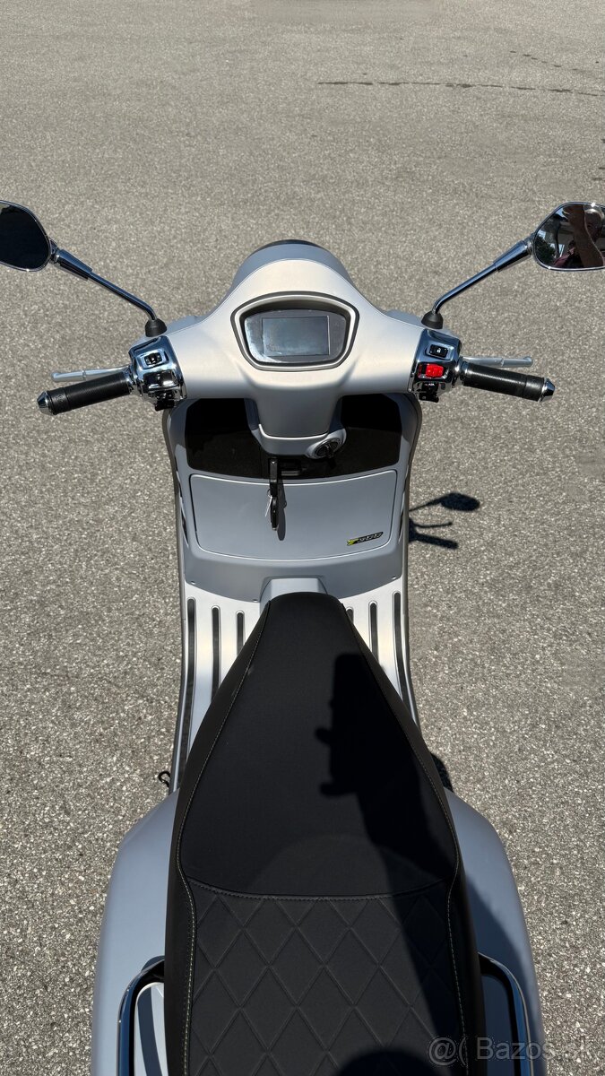 Vespa GTS 300 SuperTech 2025 - 17