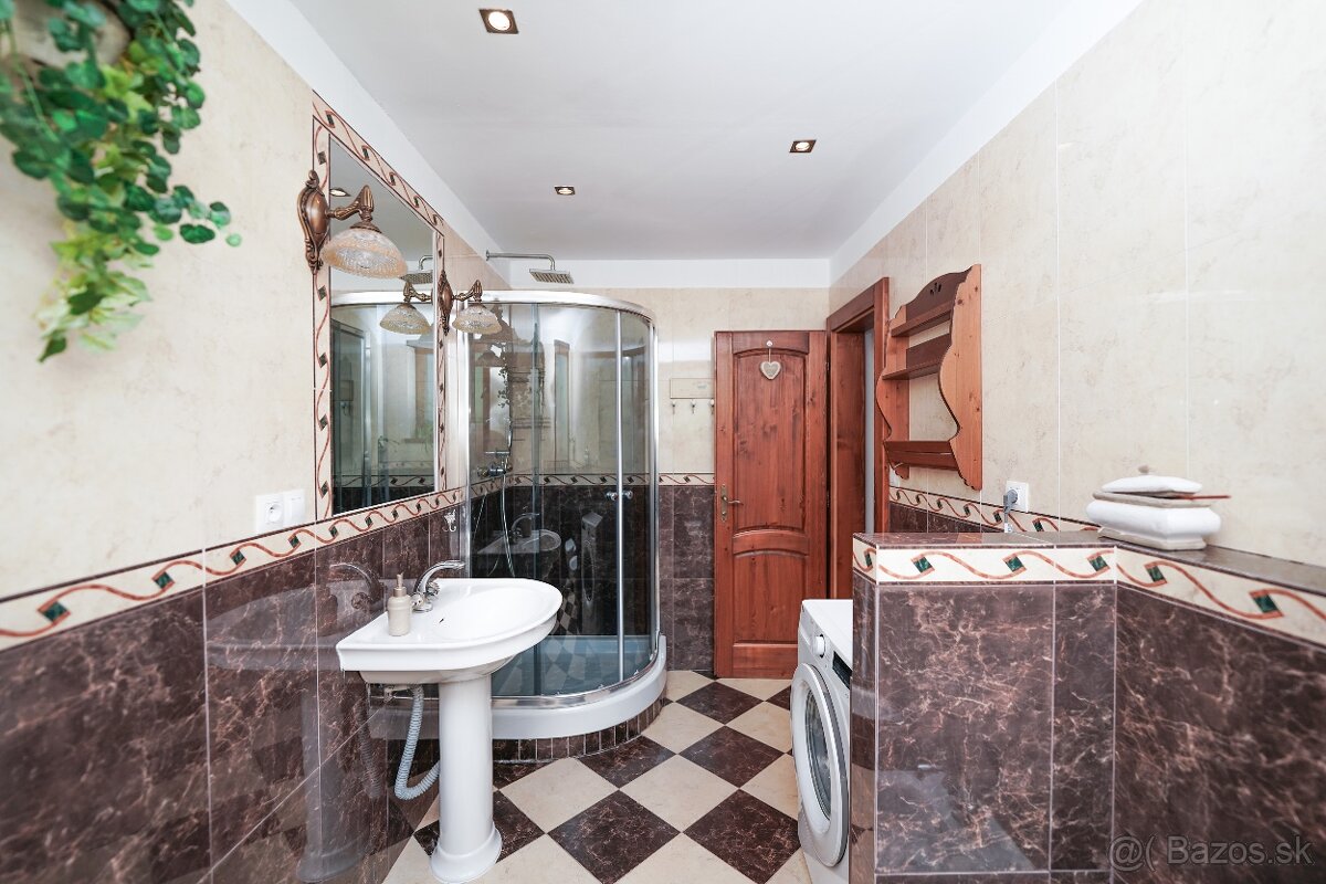 Rodinný dom v obci Rovinka na predaj - 17