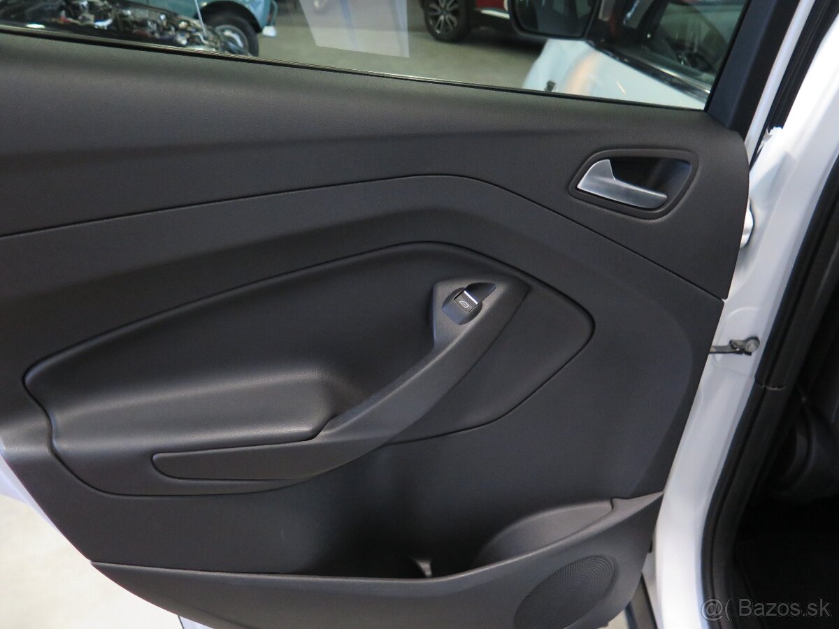 Ford Kuga 1.6 EB,klima,tažné,výhřev - 17