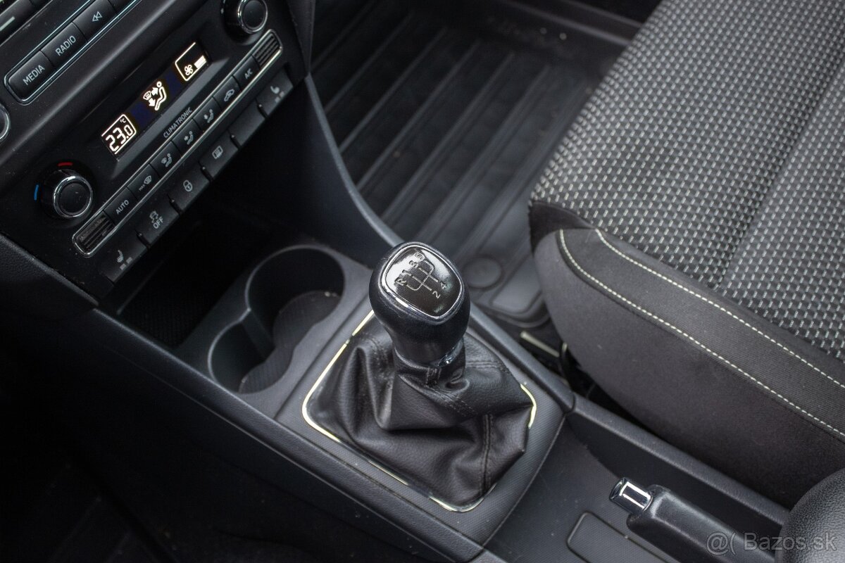 Škoda Rapid 1.2 MPI LPG - 17