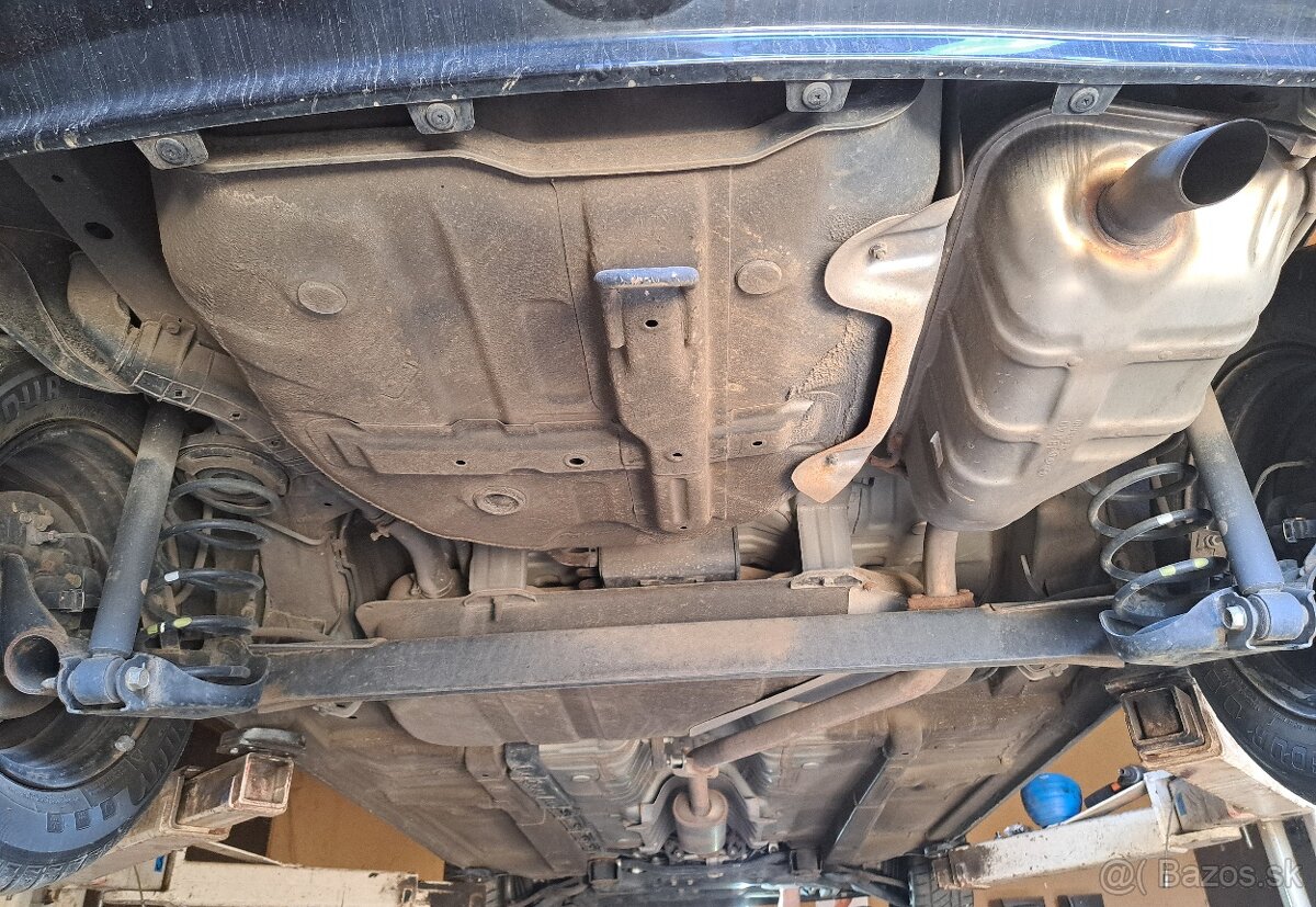 94 tisíc km Kia Rio - 17