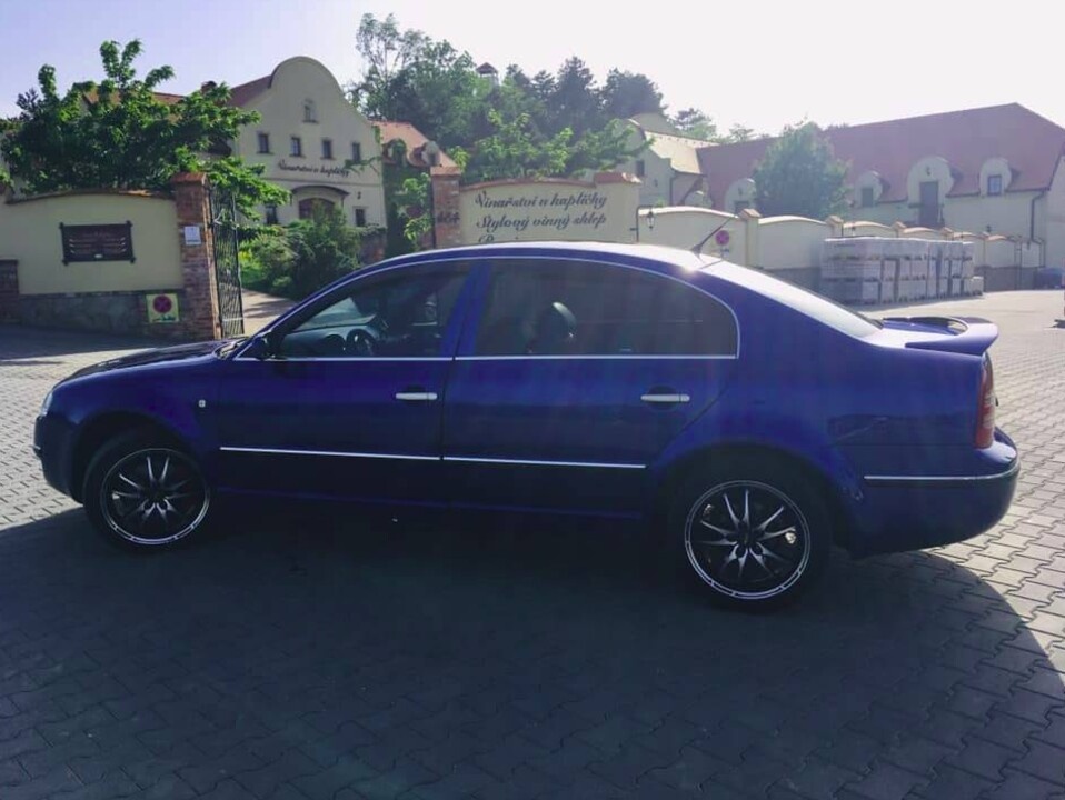 Chromové klučky krytky kluciek - 17