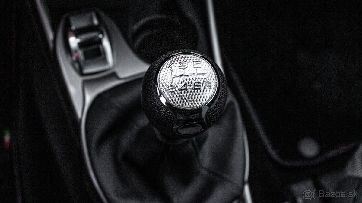 Alfa Romeo MiTo 1.4 MPI Distinctive - 17