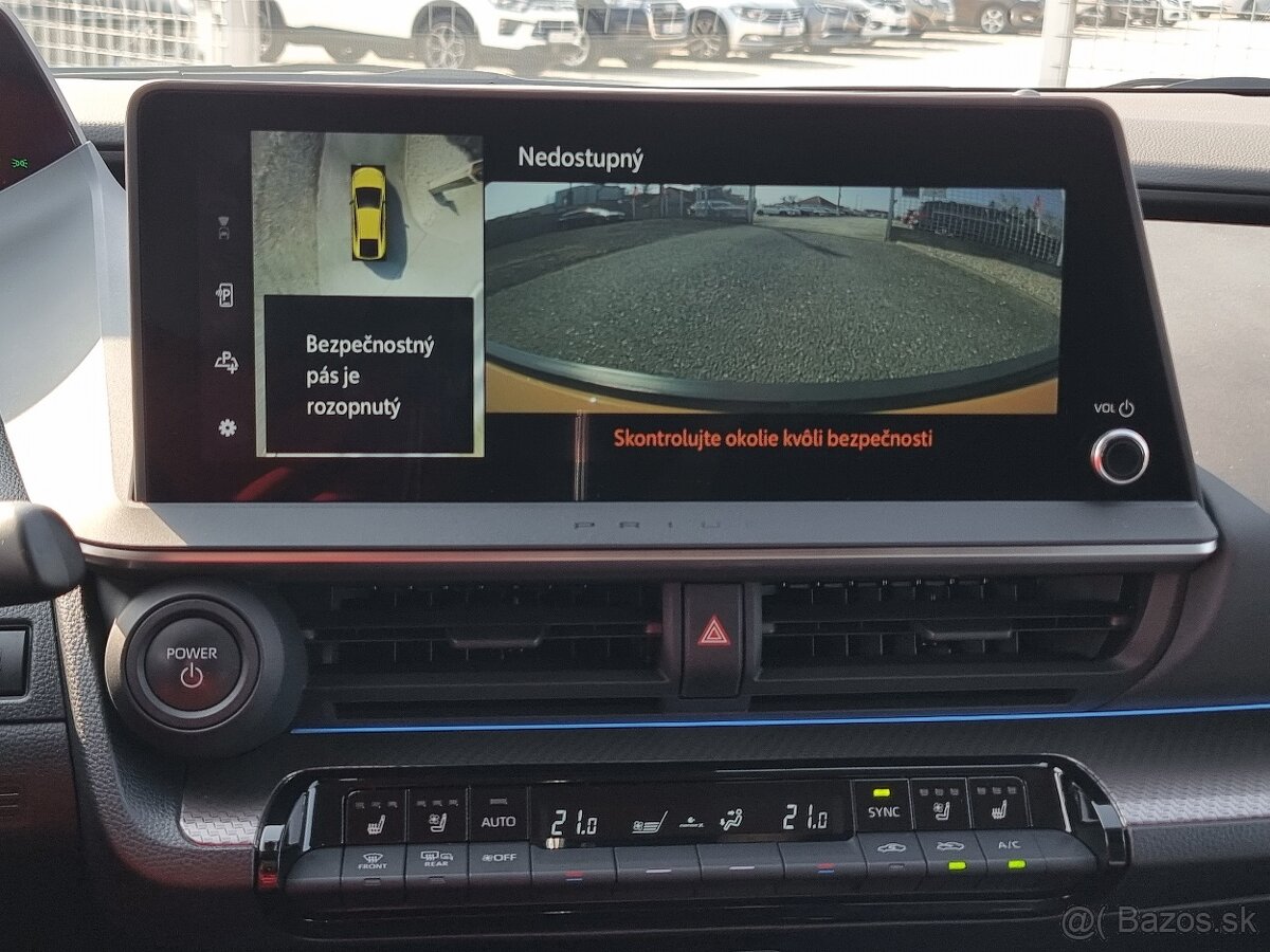 Toyota Prius 2.0 Plug-in Hybrid e-CVT za 34.990 € s DPH - 17