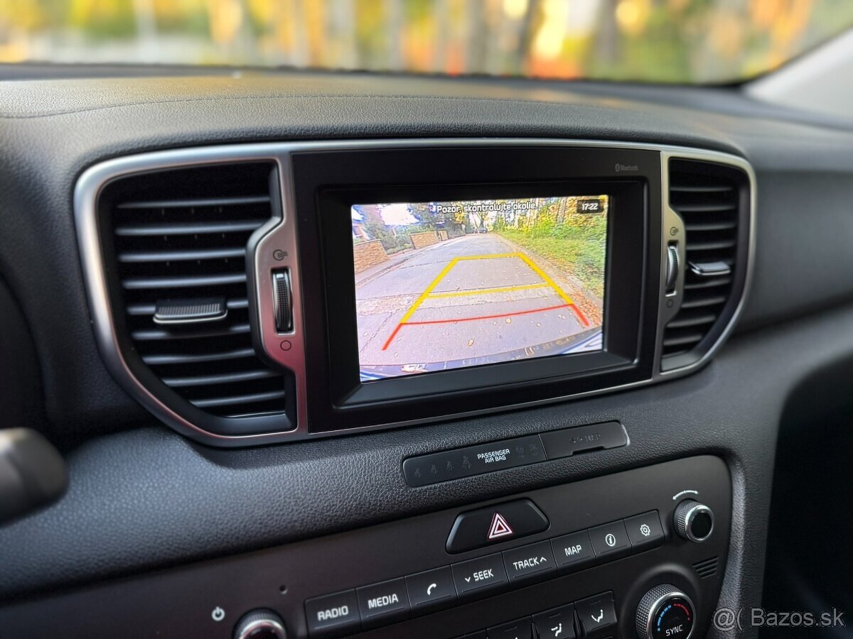 KIA SPORTAGE 1.6 GDI GOLD 2018/ 1.MAJITEĽ/ NEBÚRANÉ/ SK AUTO - 17