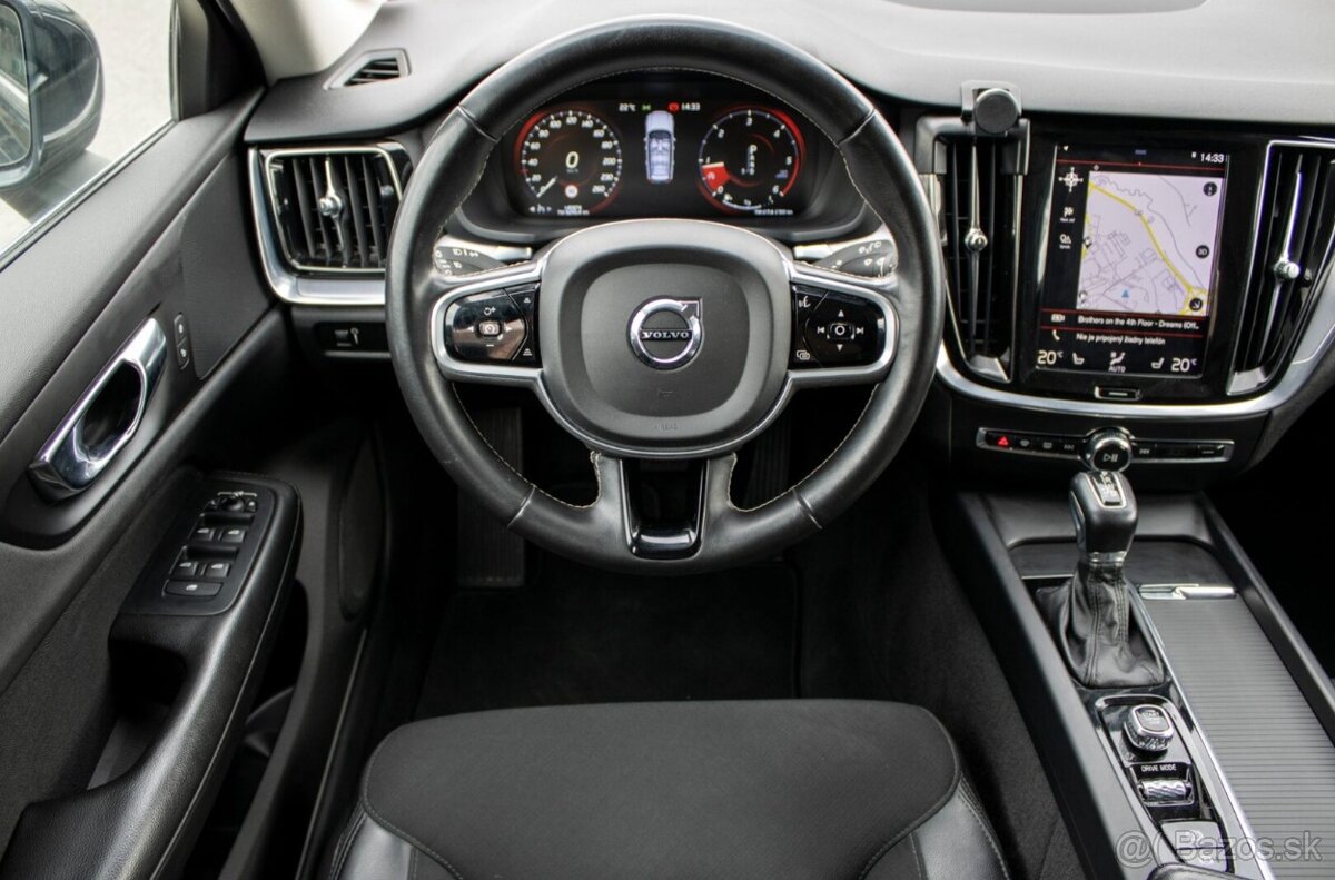 Volvo V60 D3 A/T / 110kW / A8 / 2020 - 17