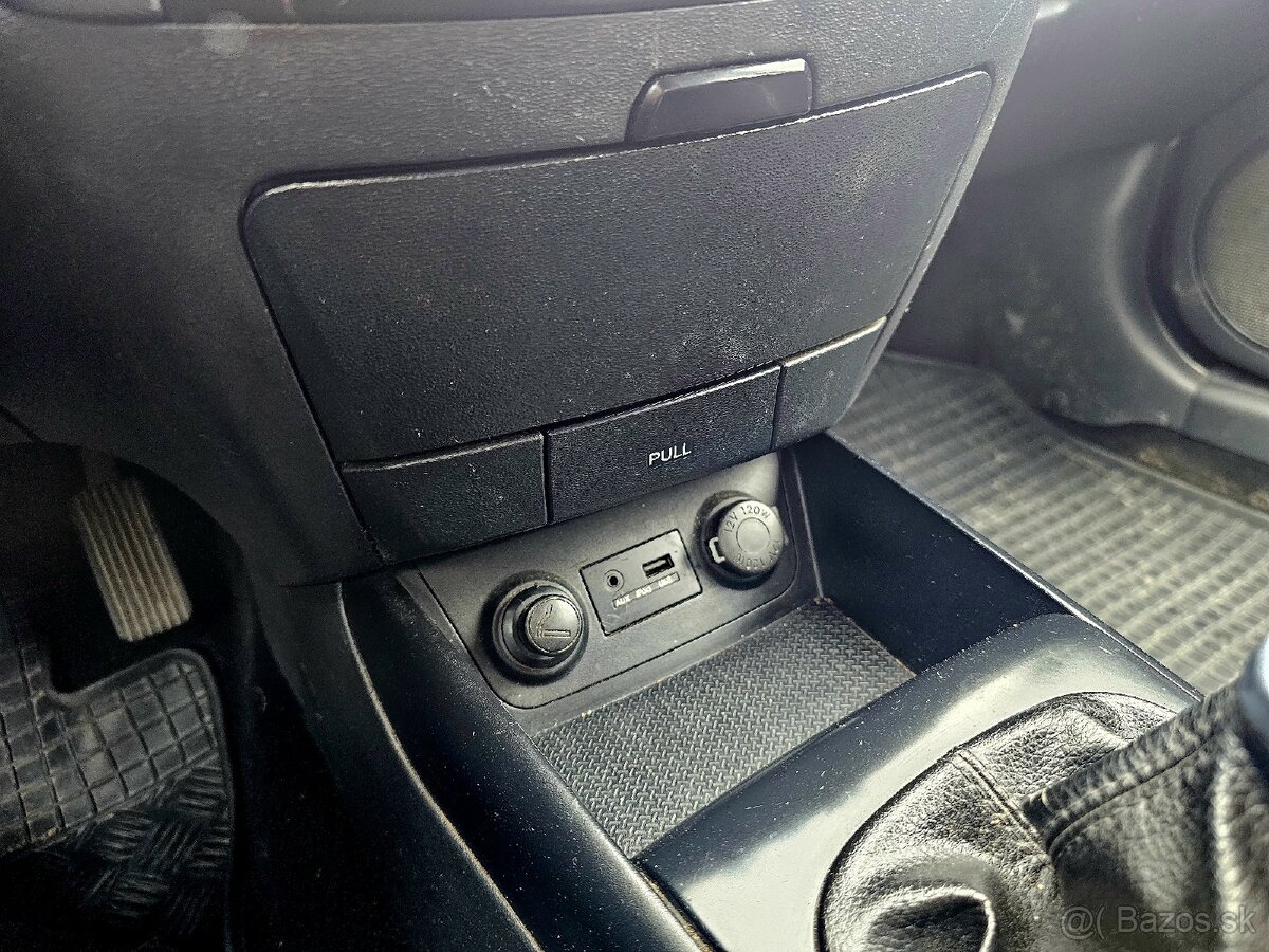 Hyundai i30 CW 1.6 CRDi VGT Classic - 17