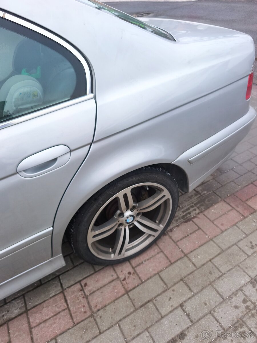 BMW E39 530i Manuál - 17