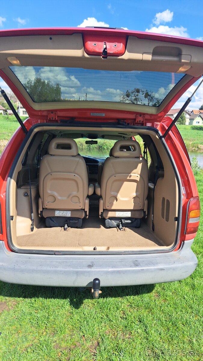 Chrysler Grand Voyager 4x4 nova STK a EK - 17