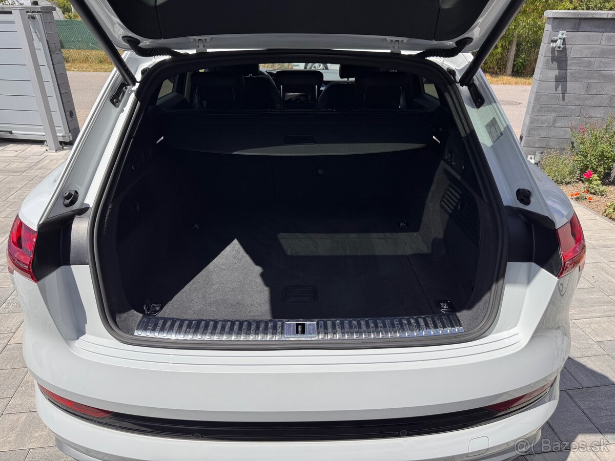 Audi E-tron 55 quattro S line odpočet DPH - 17