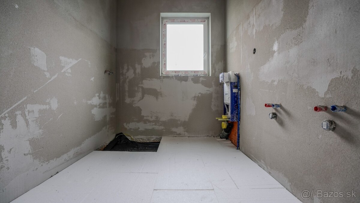 NA PREDAJ - 4 - IZBOVÝ RODINNÝ DOM KOŠECA - NOZDROVICE - 17