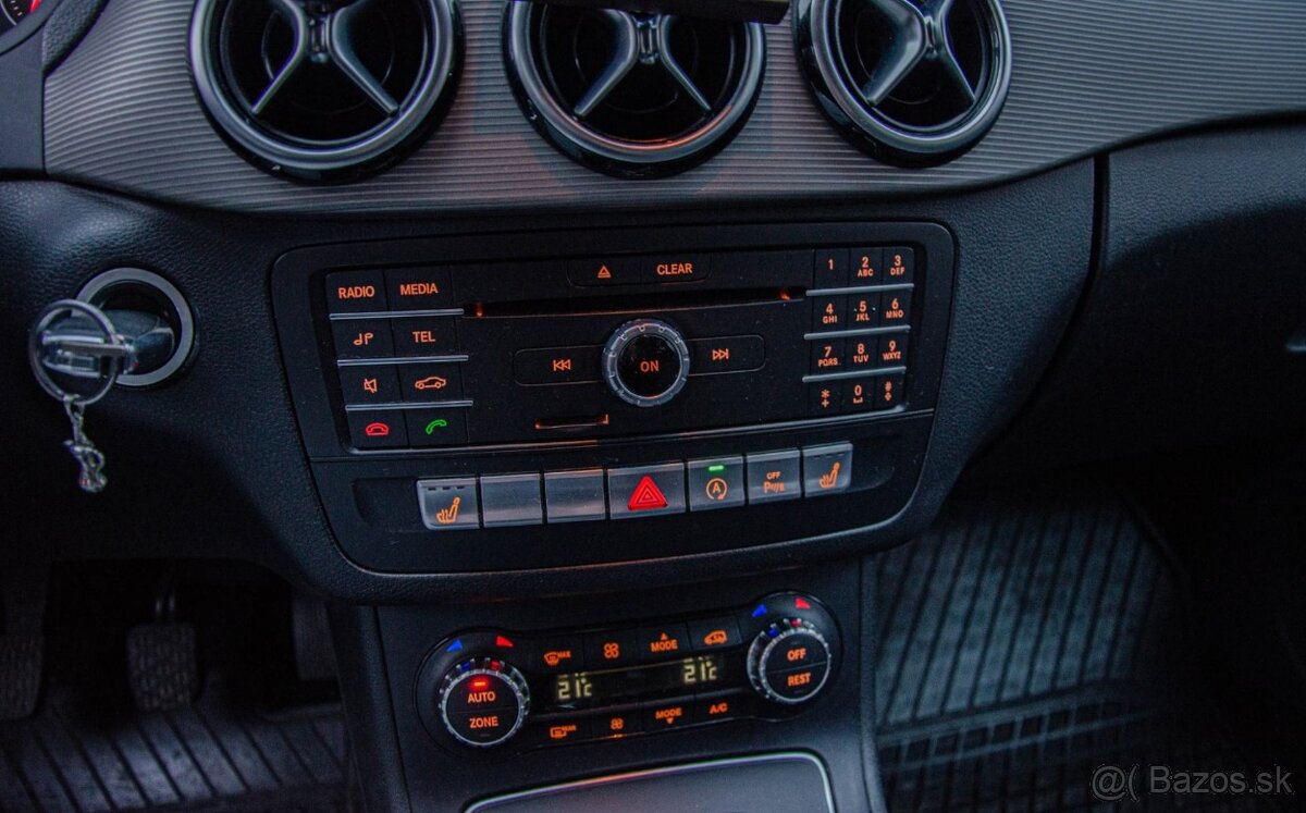 Mercedes-Benz B trieda 180 d - 17