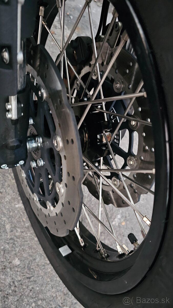 Benelli TRK 502X ABS r.v.2023 - 17