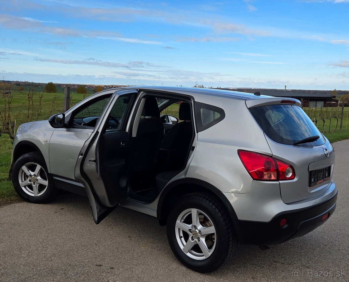 Nissan Qashqai 1.6 16V 84KW/115 koní R.V-11/2008 - 17