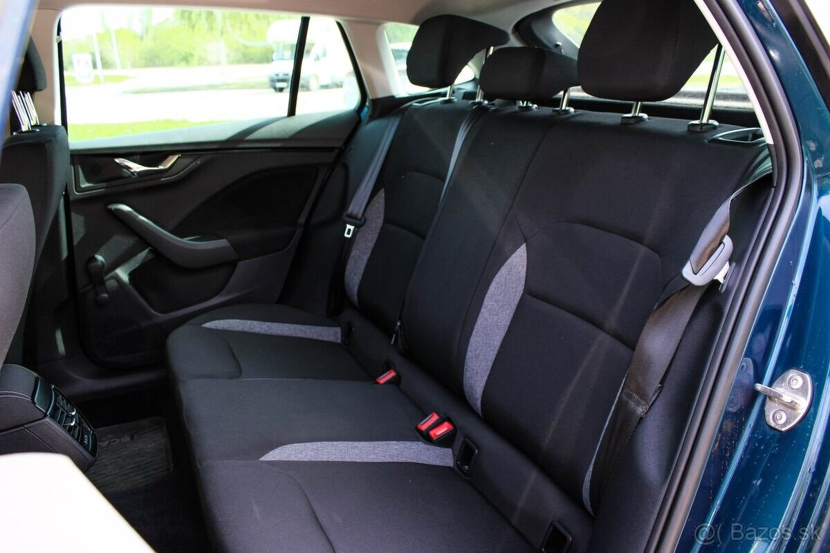 Škoda Scala 1.0 TSI Active DSG - 17