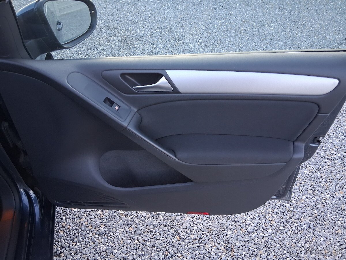 Volkswagen Golf 6 - 17