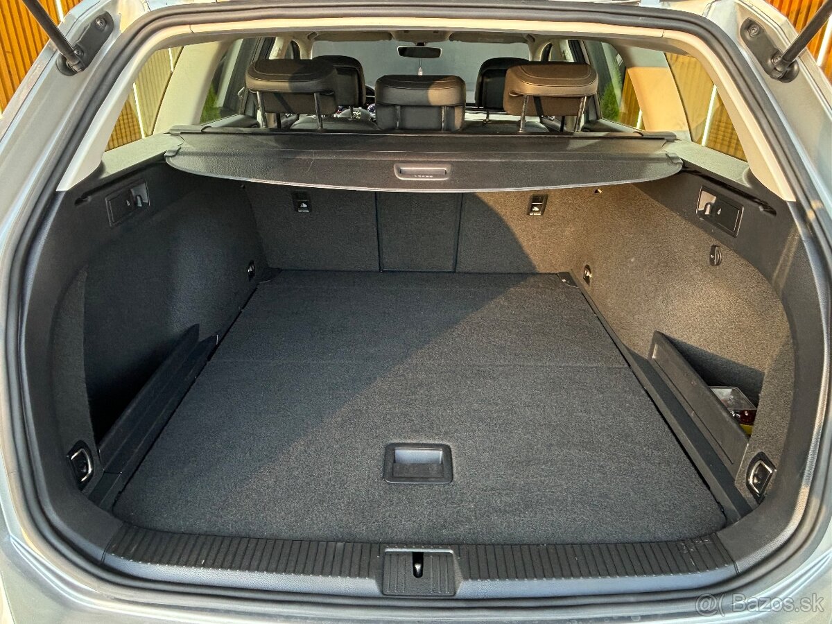 Volkswagen Passat Variant 2.0 TDI Highline VIRTUAL - 17