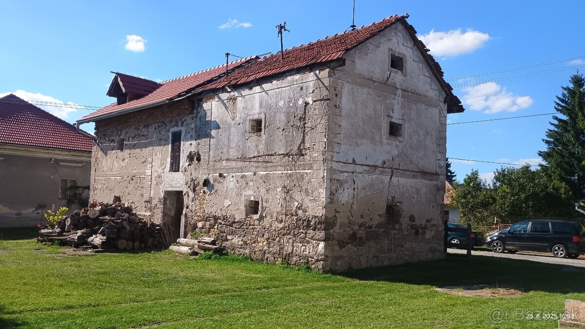 Predáme malý rodinný dom - 17