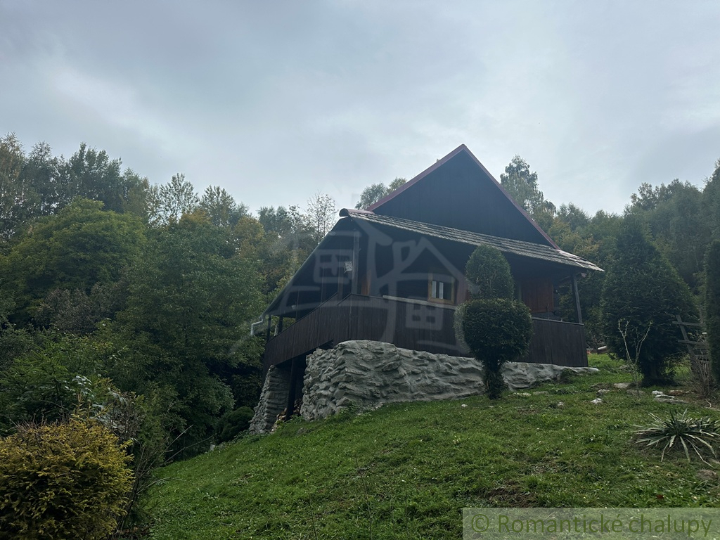 Drevenička na polosamote Klenovec - 17