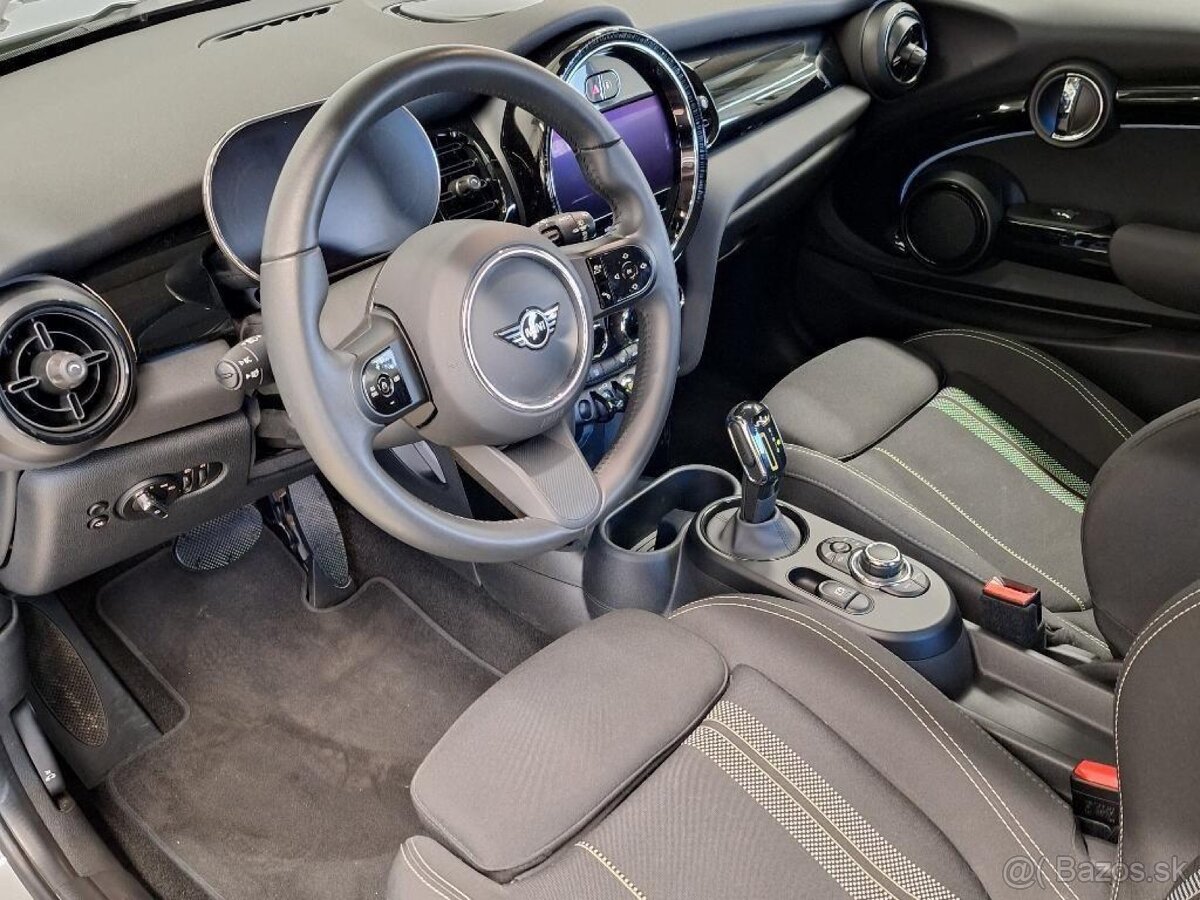 🚗 MINI Cooper SE (ELEKTRO) – MODEL 2024 - 17