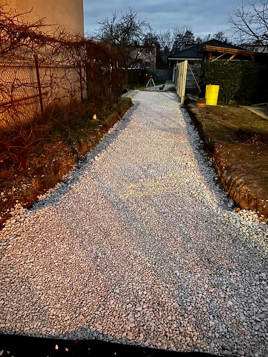 Zemné a výkopové práce - Topoľčany - 17