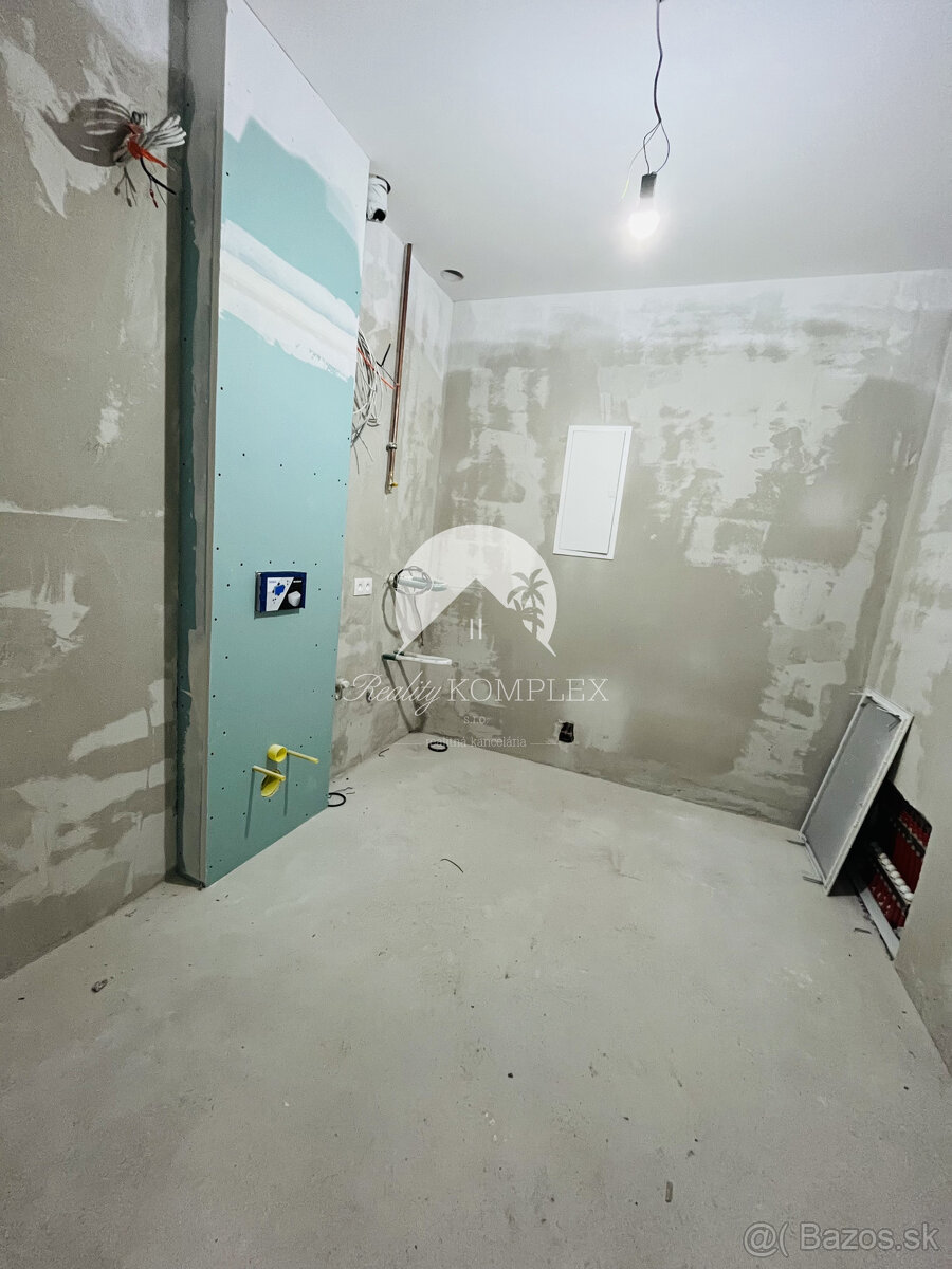 Reality KOMPLEX s.r.o., Vám ponúka na predaj moderný dvojdom - 17