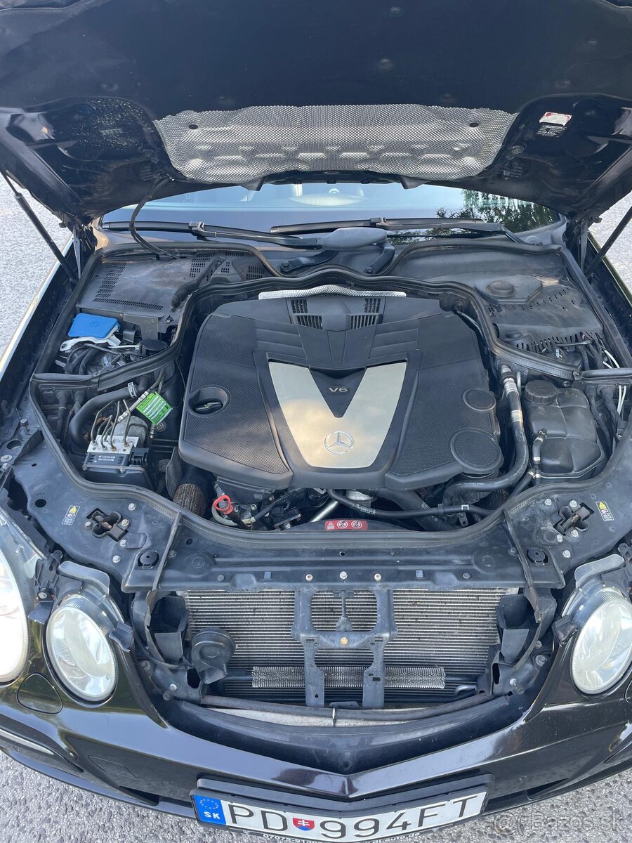 Mercedes Benz E320 CDI 4 MATIC - 17