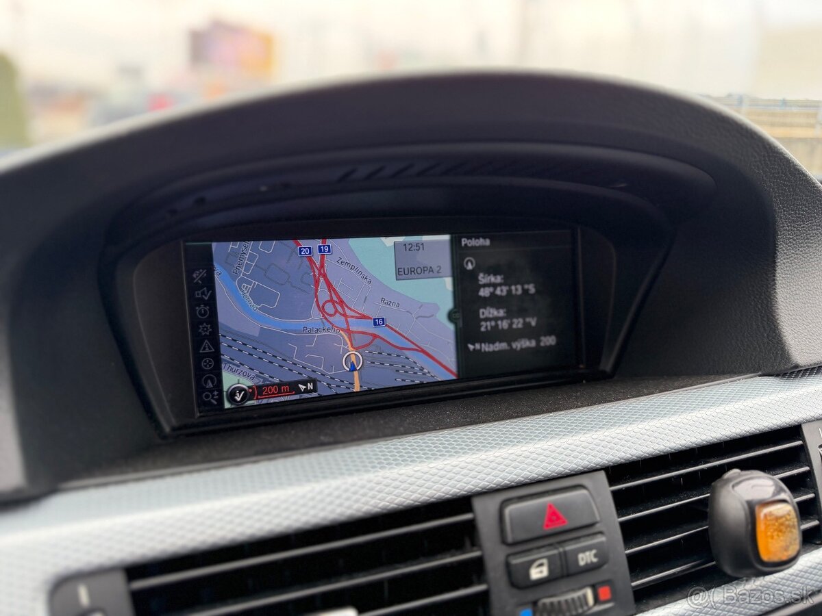 BMW Rad 3 Touring 335i xDrive A/T - 17