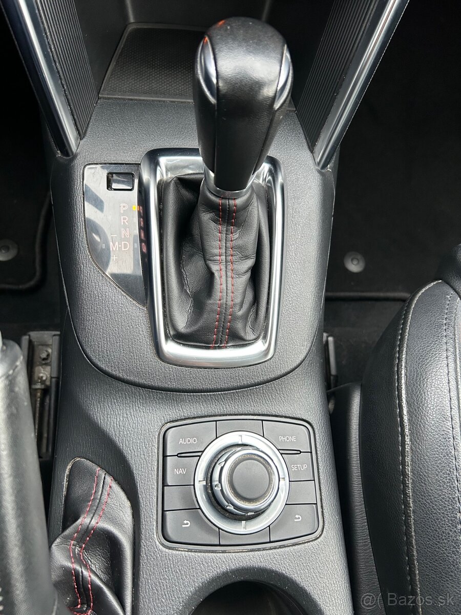 Mazda CX-5 2.2 Skyactiv-D 175k AWD Revolution A/T - 17