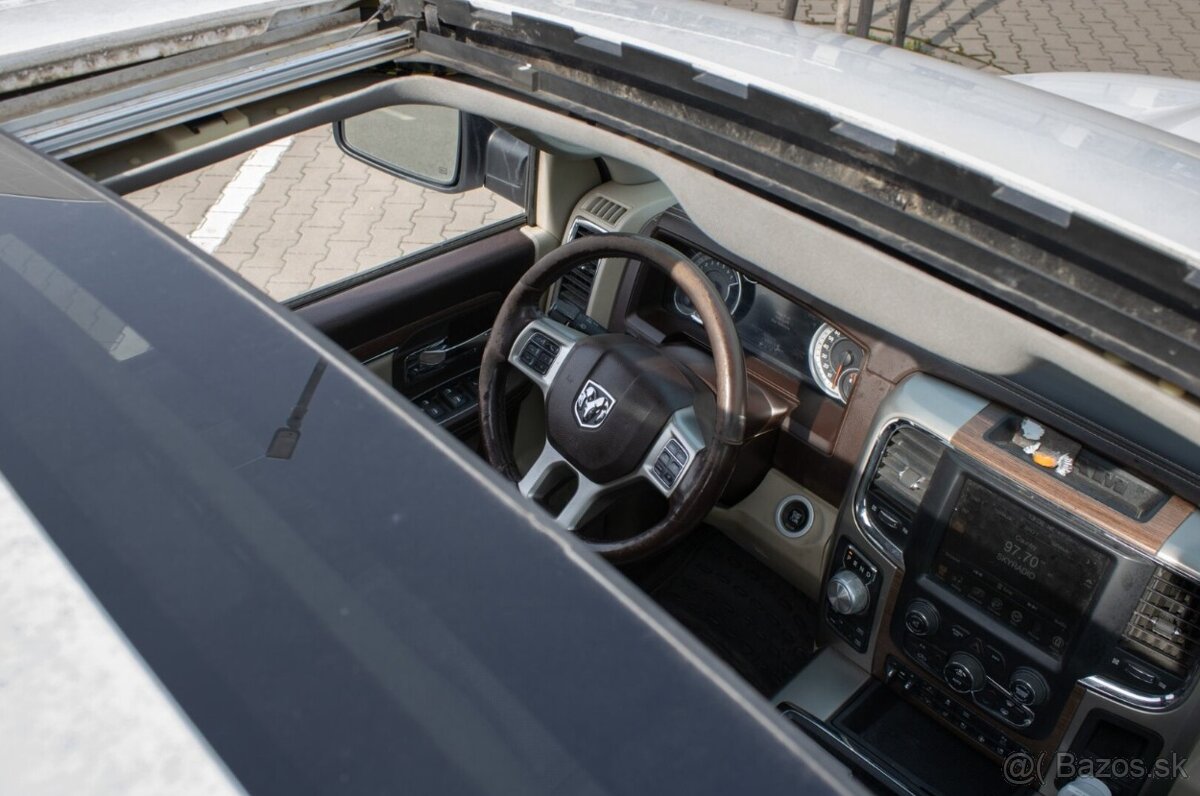 Dodge RAM 1500 / 4x4 / LARAMIE / 295kW / AT8 - 17