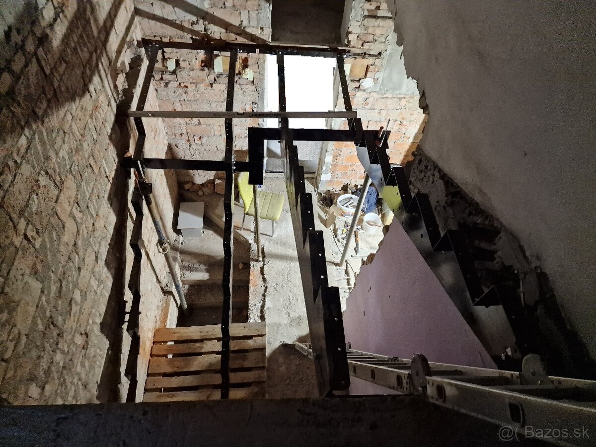 SCHODY PODĽA VAŠÍCH PREDSTÁV - 17