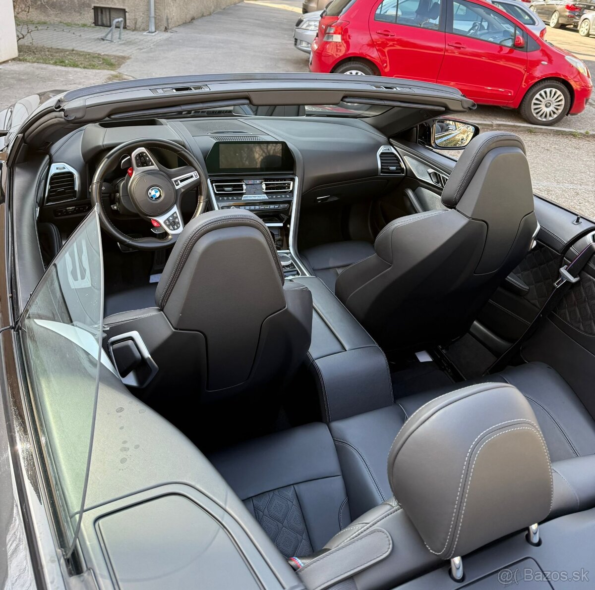 Predám BMW M8 Cabrio V8 Competition - 17