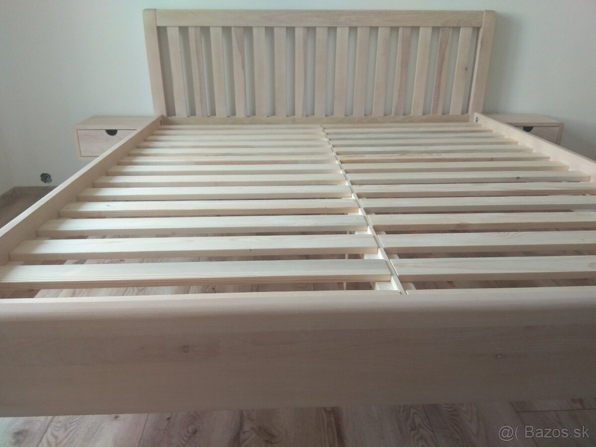 Masívna dubová posteľ Lucia + 2 stolíky zdarma - 17