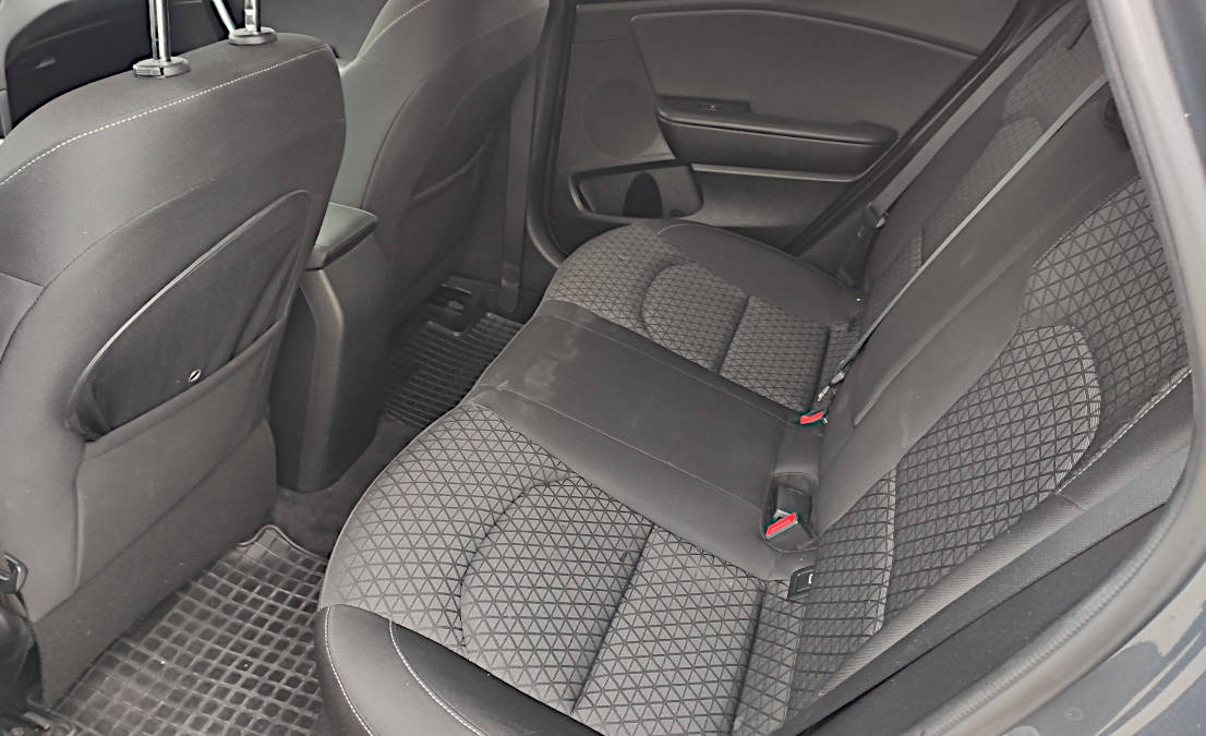 Kia Ceed SW combi 1.5 T-GDi Gold - 17